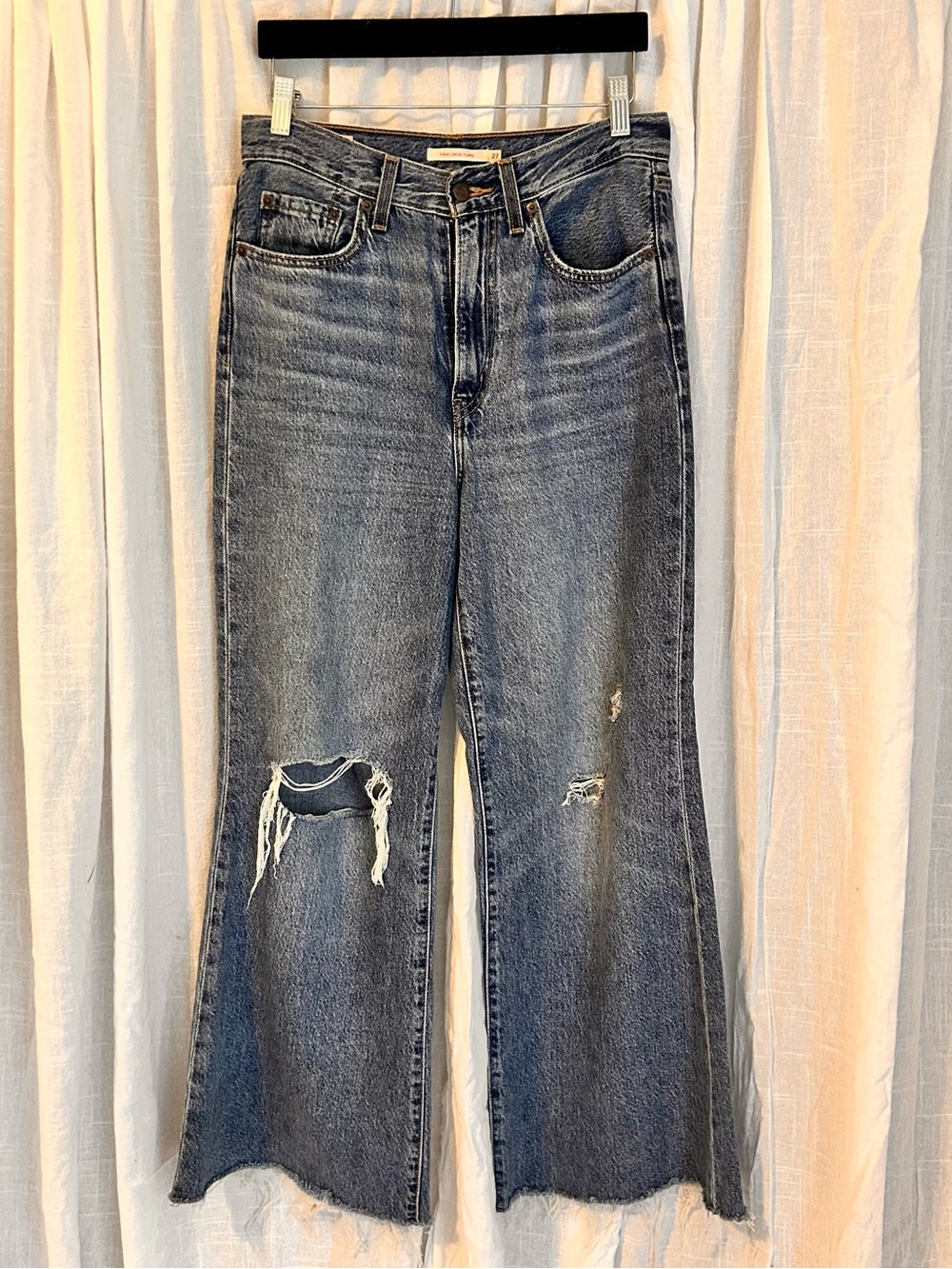 Levi's Distressed Wide-Leg Jeans - Medium Blue